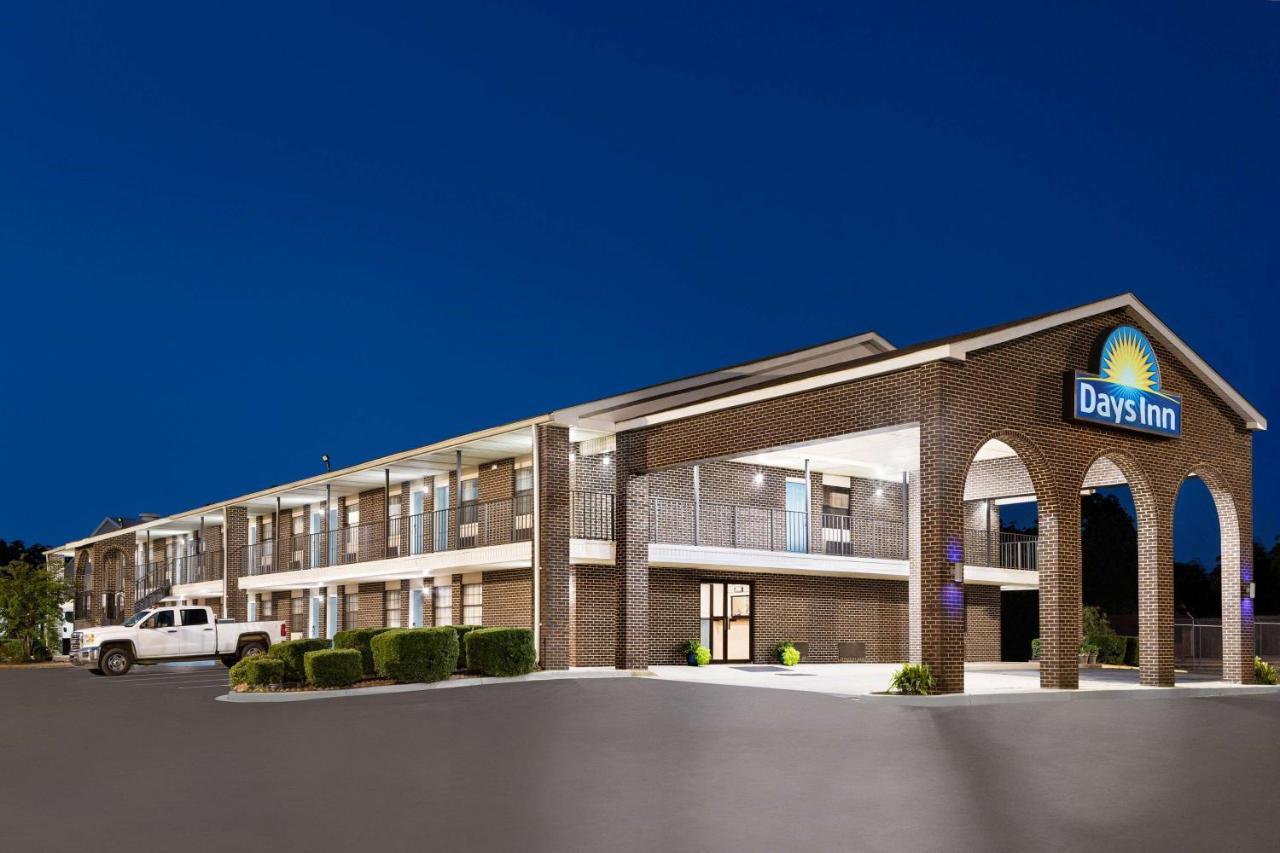 Days Inn By Wyndham Demopolis Luaran gambar