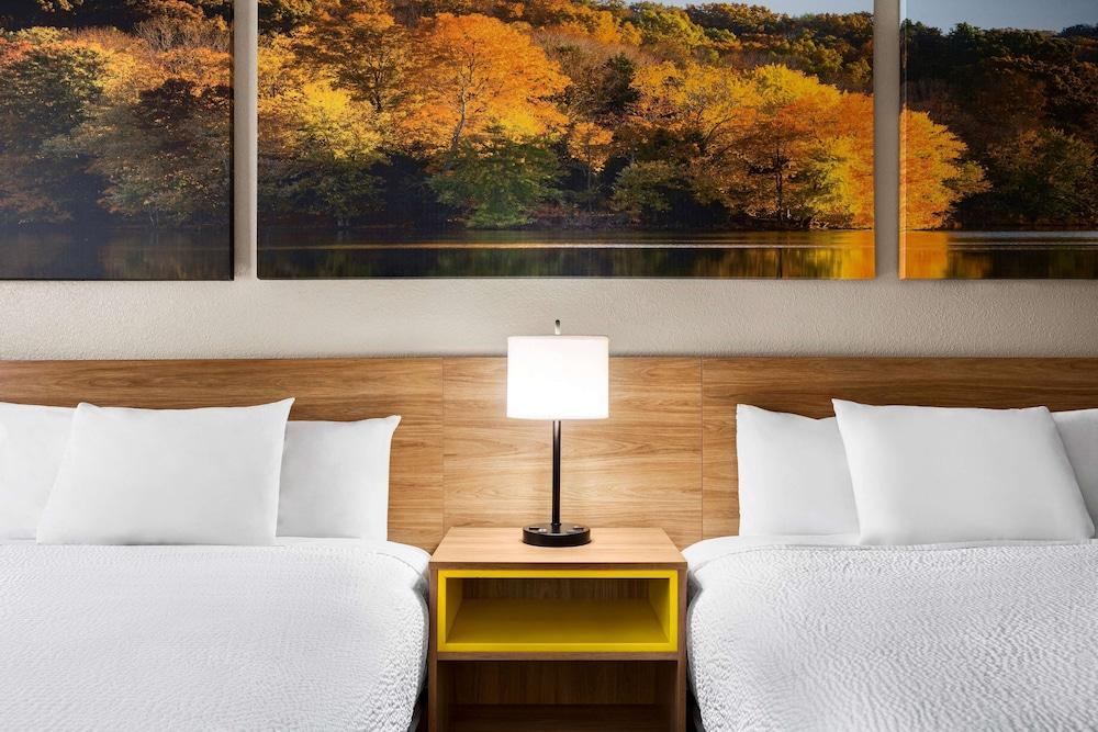 Days Inn By Wyndham Demopolis Luaran gambar